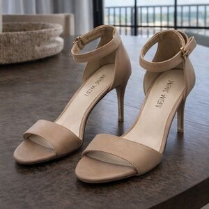 Nine West Nude Ankle Strap Heels (Size 7)